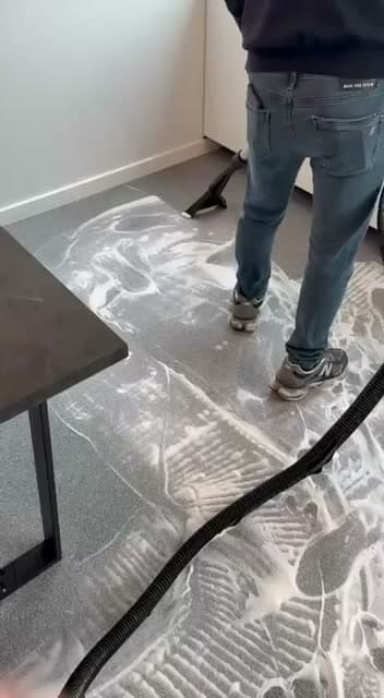 Tapijtreiniging